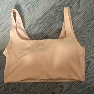 Lululemon bend this sports bra